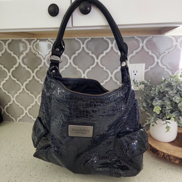 Simply Vera Vera Wang Hobo Style Navy Handbag - Picture 1 of 8